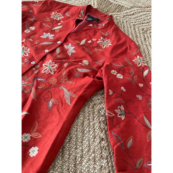 Silk Land Red Floral Embroidered 100% Silk Jacket Blazer 3/4 sleeve SZ Large - Picture 2 of 8